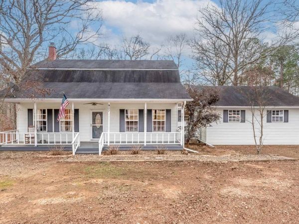 907 Zeke, Benton, AR 72019