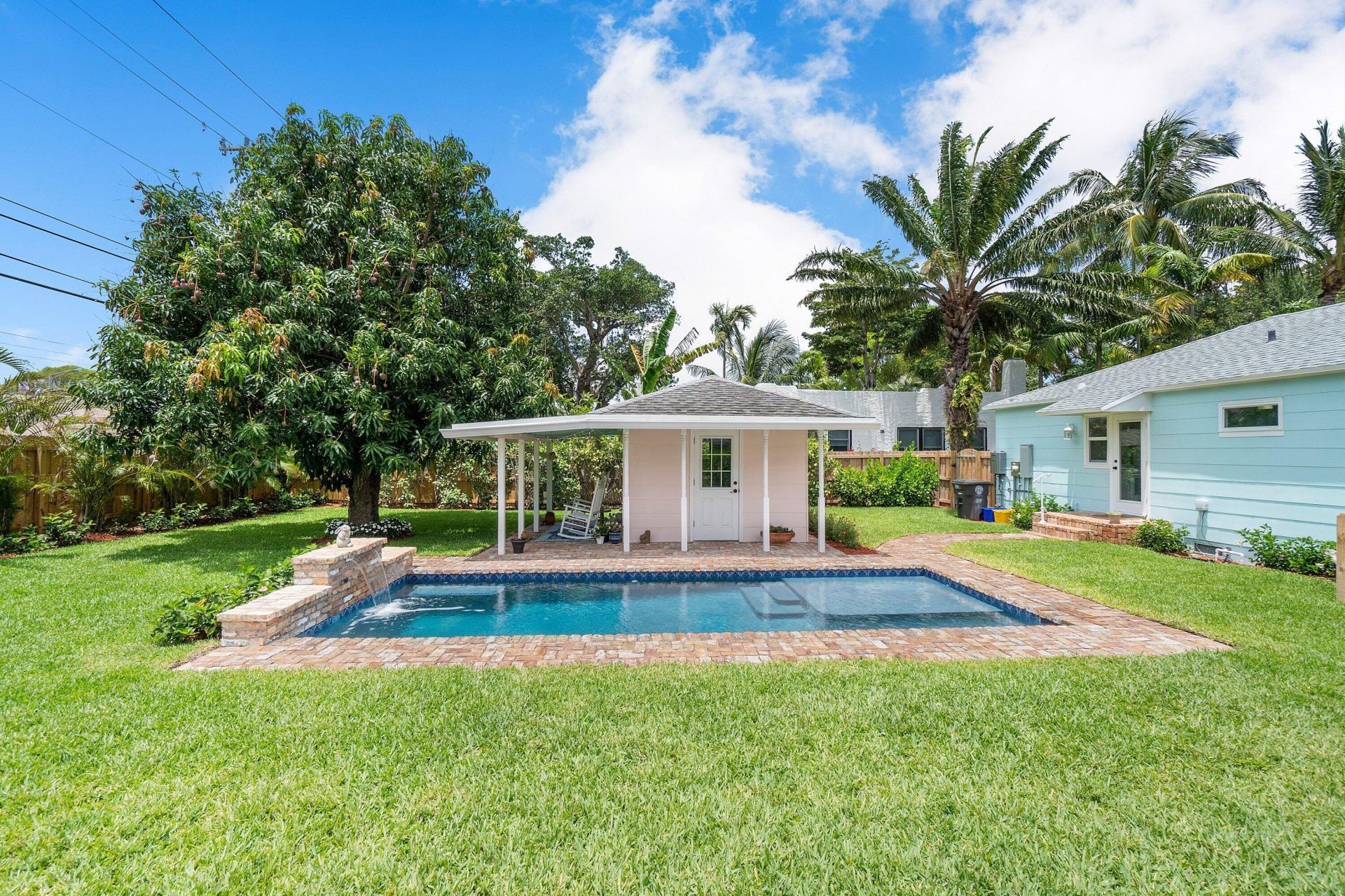 816 Avon Road, West Palm Beach, FL 33401 Photo