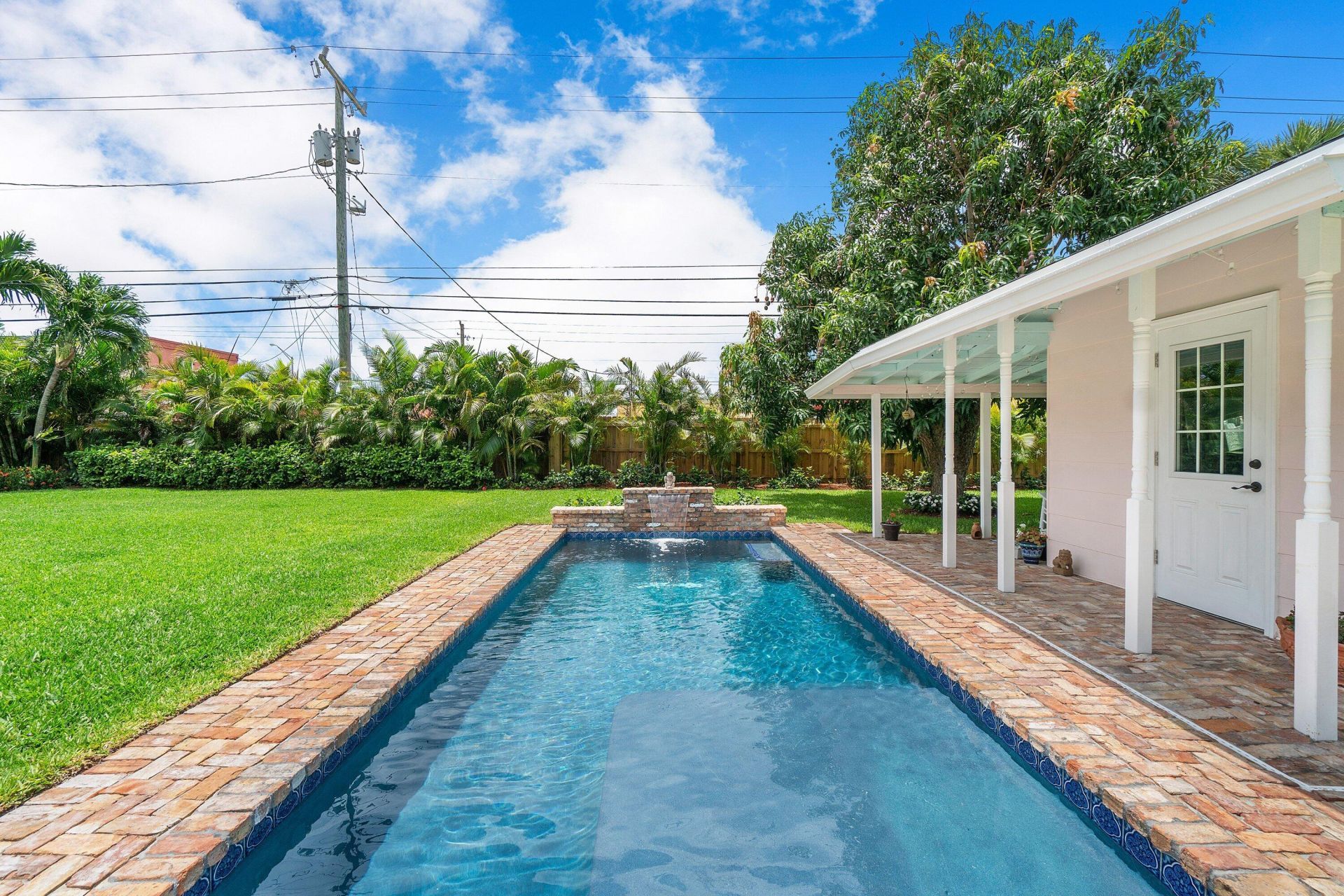 816 Avon Road, West Palm Beach, FL 33401 Photo