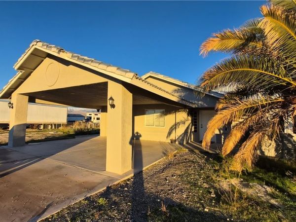 5271 Deanna Street , Pahrump, NV 89048