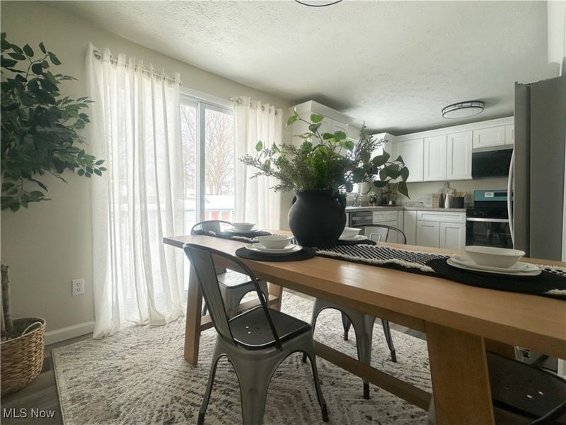 814 Florida Avenue, Mc Donald, OH 44437 Photo 11