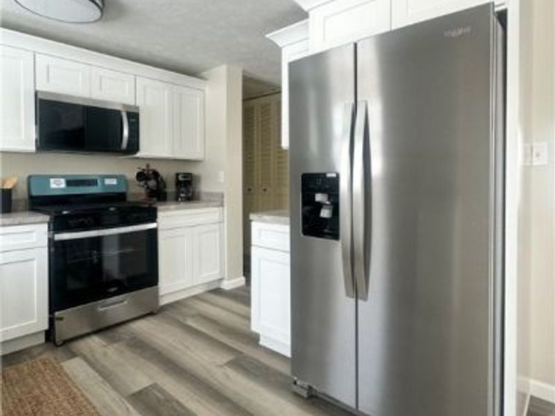 814 Florida Avenue, Mc Donald, OH 44437 Photo 16