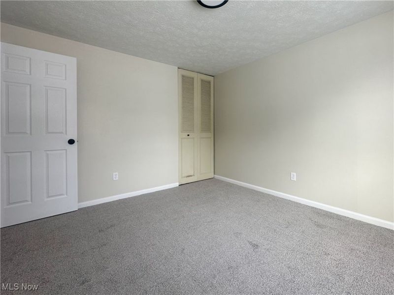 814 Florida Avenue, Mc Donald, OH 44437 Photo 25