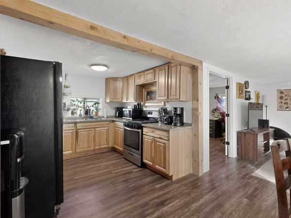 915 22nd Street NW, Albuquerque, NM 87104