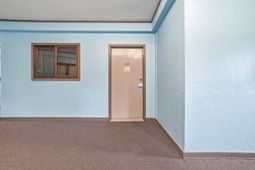 5905 South Kings Hwy. photo 4