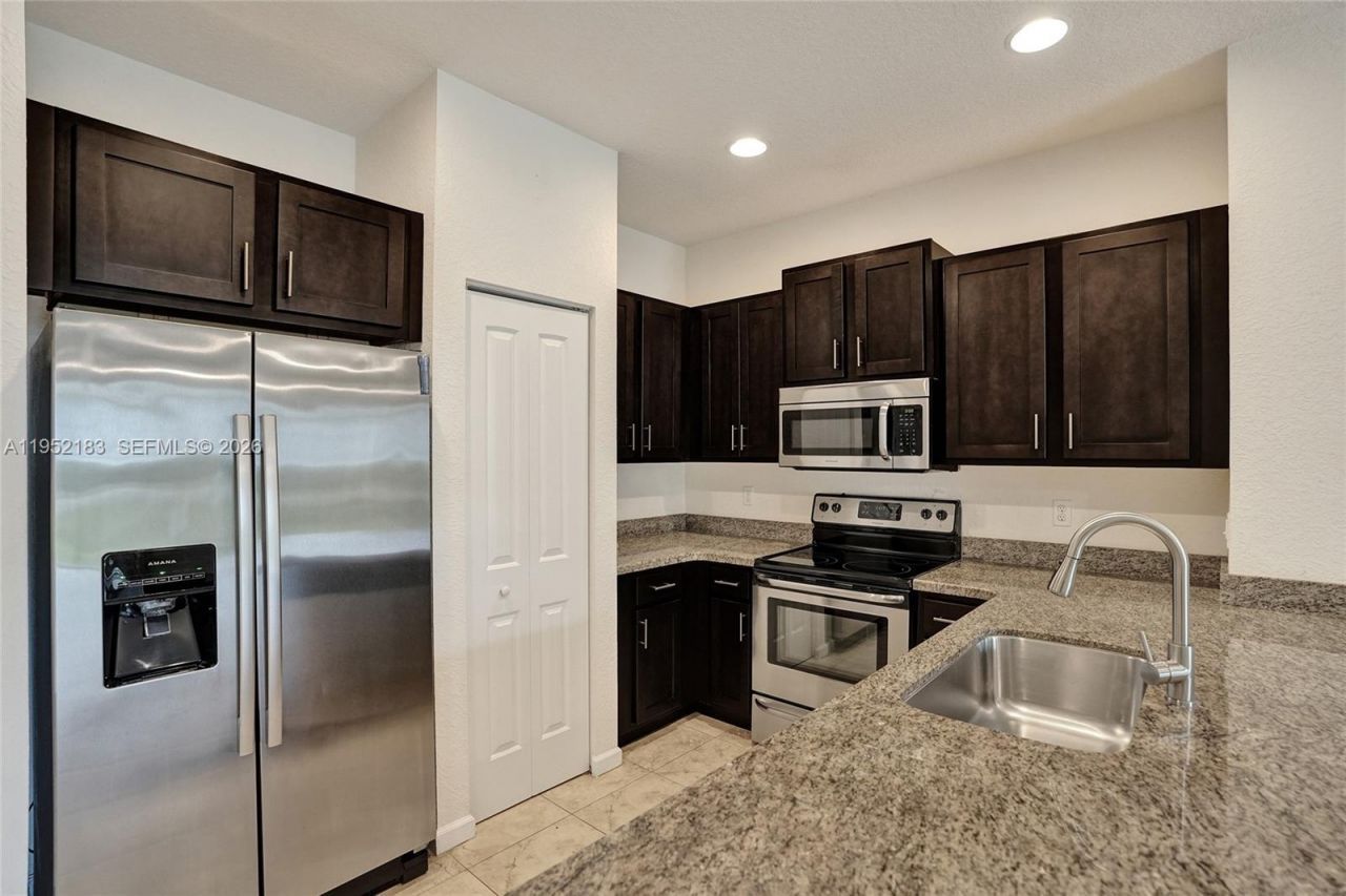 358 SE 1st Way, Deerfield Beach, FL 33441 Main Photo