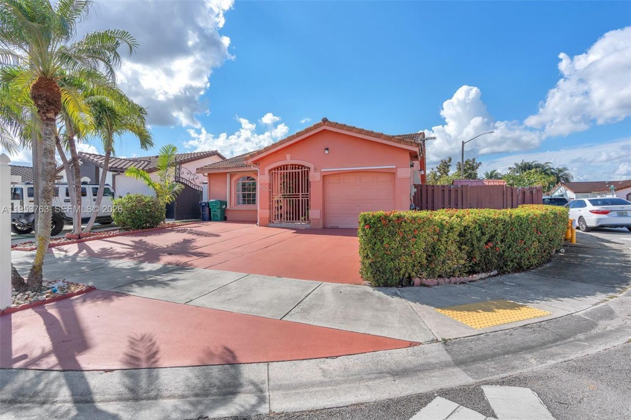 1002 SW 142nd Ct, Miami, FL 33184 Photo