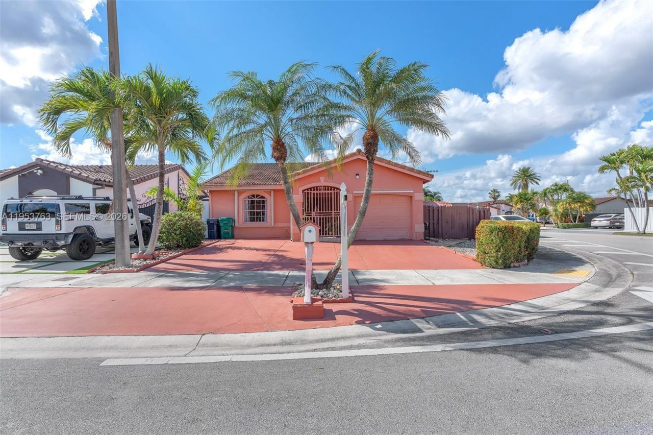 1002 SW 142nd Ct, Miami, FL 33184 Photo