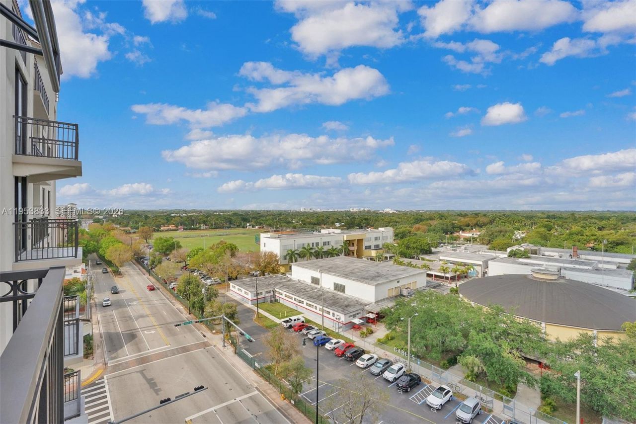 301 Altara Ave, Unit 831, Coral Gables, FL 33146 Photo