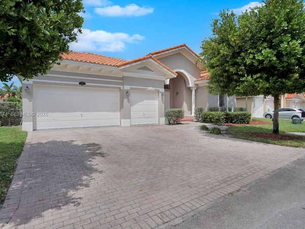 7871 SW 195th Ter, Cutler Bay, FL 33157