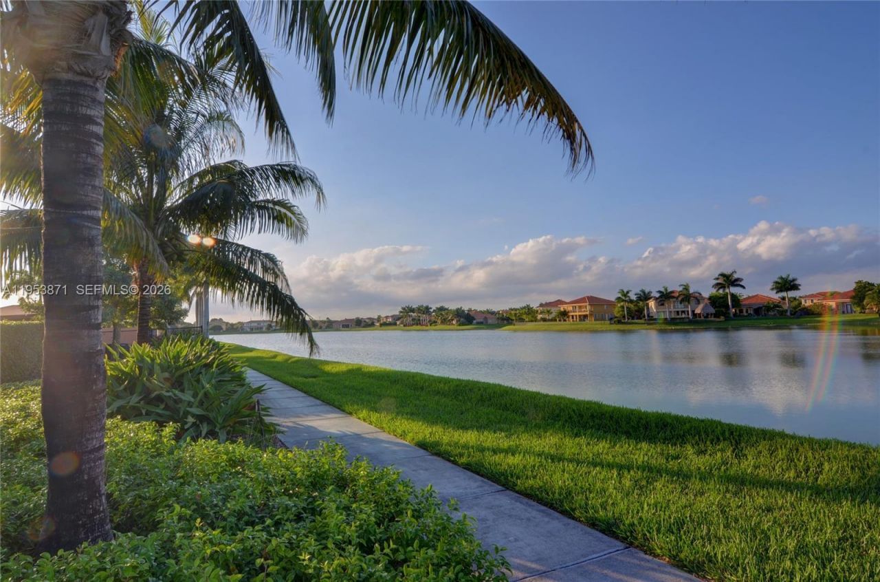 7871 SW 195th Ter, Cutler Bay, FL 33157 Photo