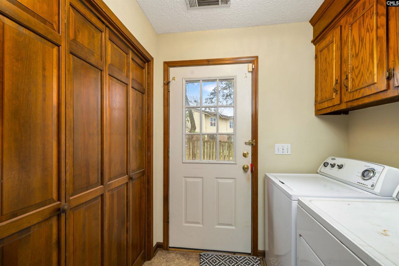 2234 Preot Street  Photo 9