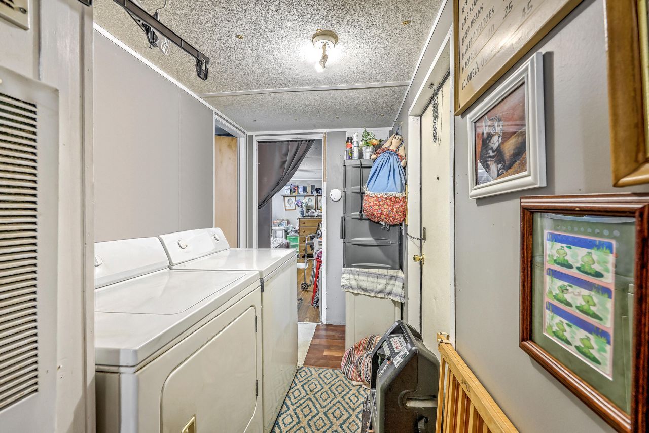 130 Water Street Photo 12