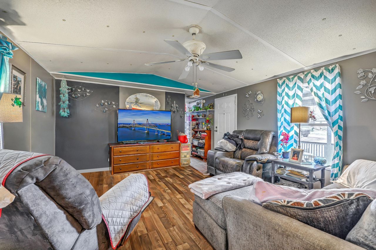 130 Water Street Photo 5