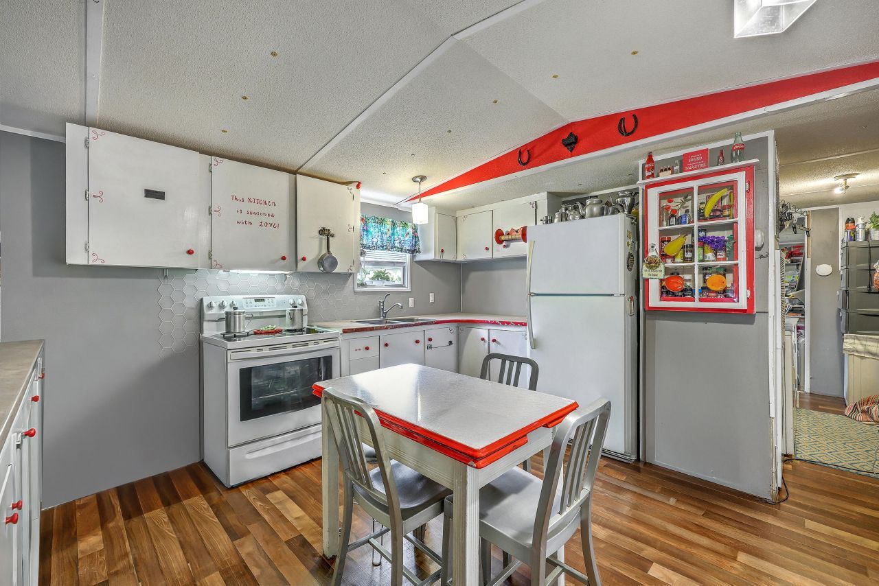 130 Water Street Photo 8