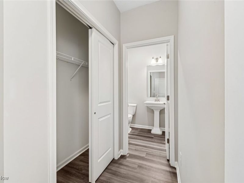 3382 Buckeye Trail, Green, OH 44685 Photo 11