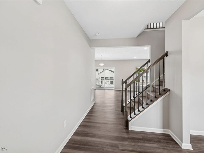 3382 Buckeye Trail, Green, OH 44685 Photo 5