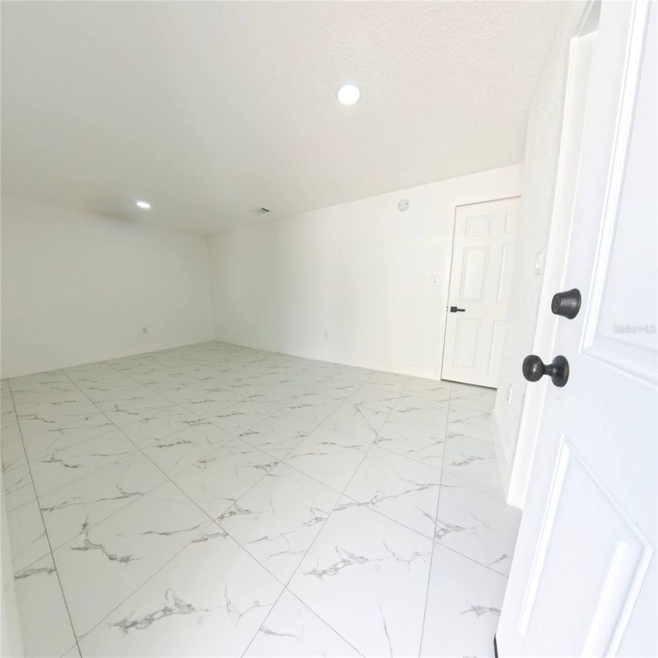 38 N Alder Drive, Orlando, FL 32807 Photo