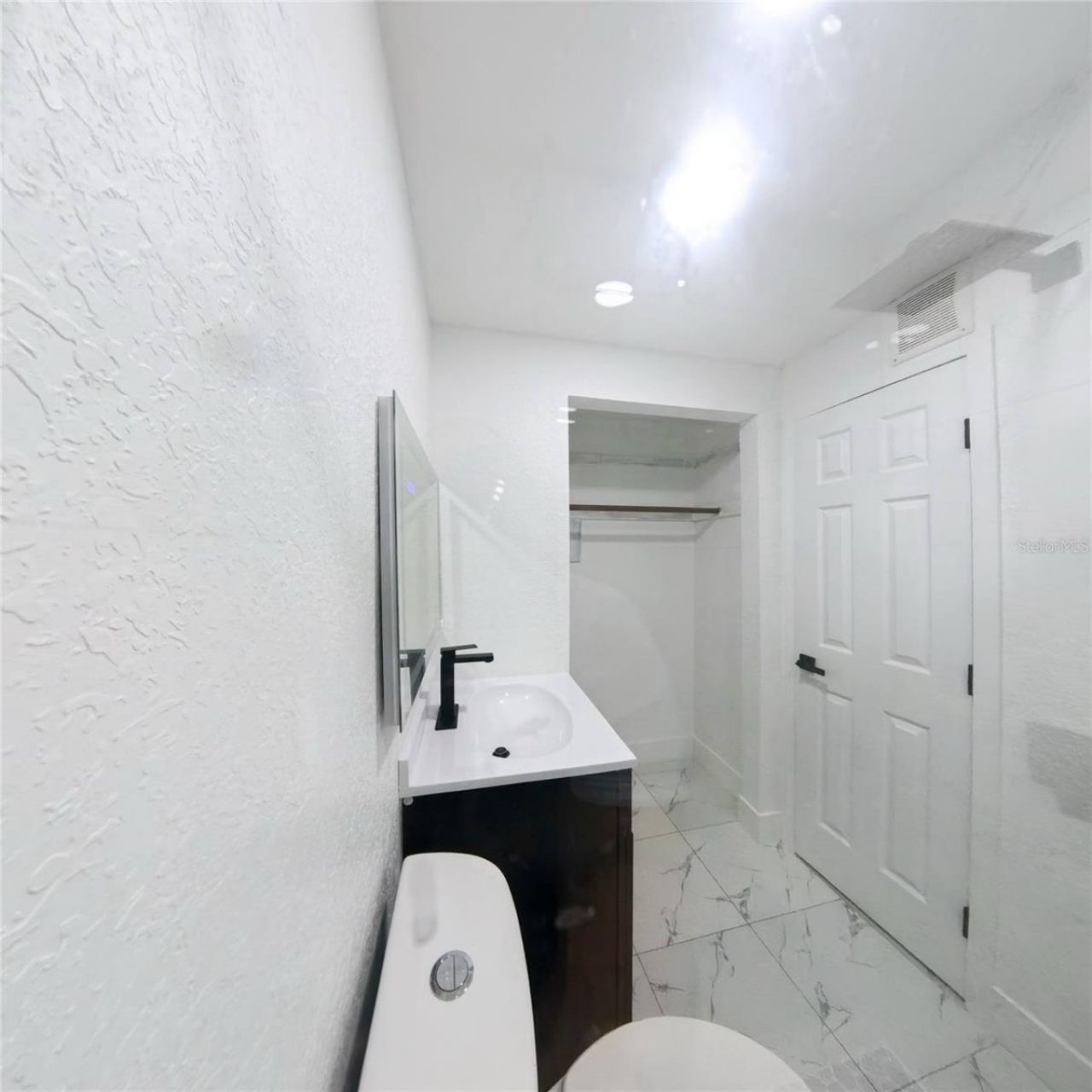38 N Alder Drive, Orlando, FL 32807 Photo