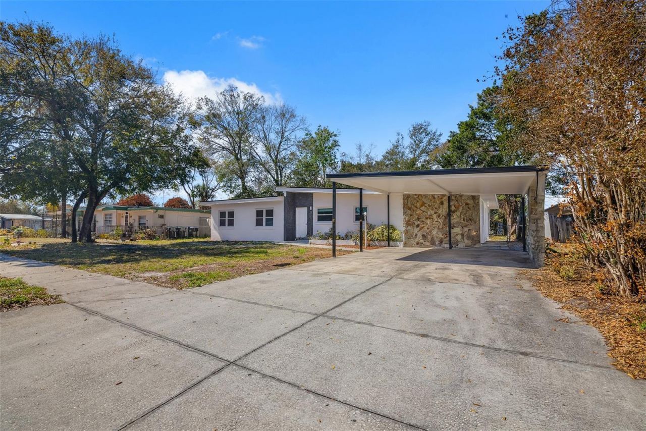 38 N Alder Drive, Orlando, FL 32807 Photo