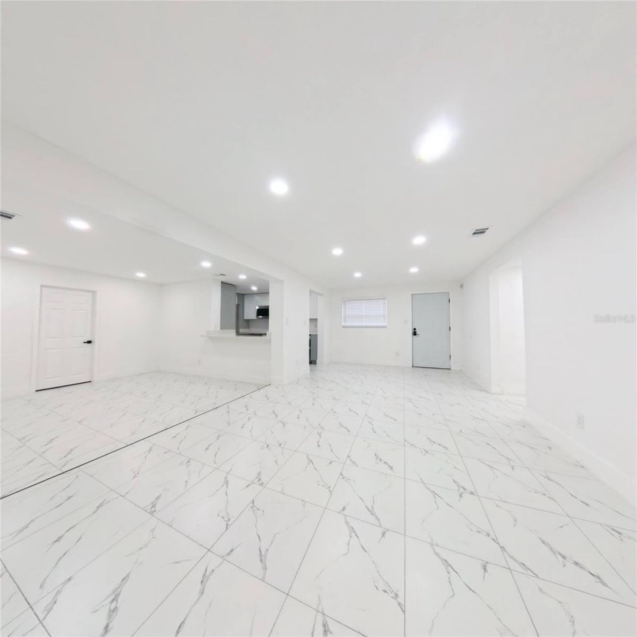 38 N Alder Drive, Orlando, FL 32807 Photo
