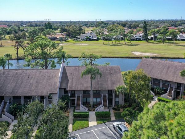 2937 TAYWOOD MEADOWS, Unit 32, SARASOTA, FL 34235