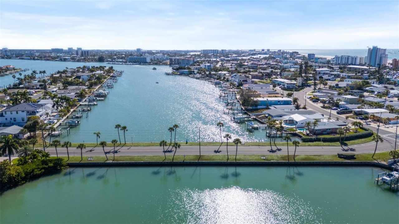 275 116th Avenue, Treasure Island, FL 33706 Photo