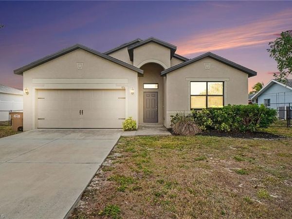 926 SW 32nd TER, CAPE CORAL, FL 33914