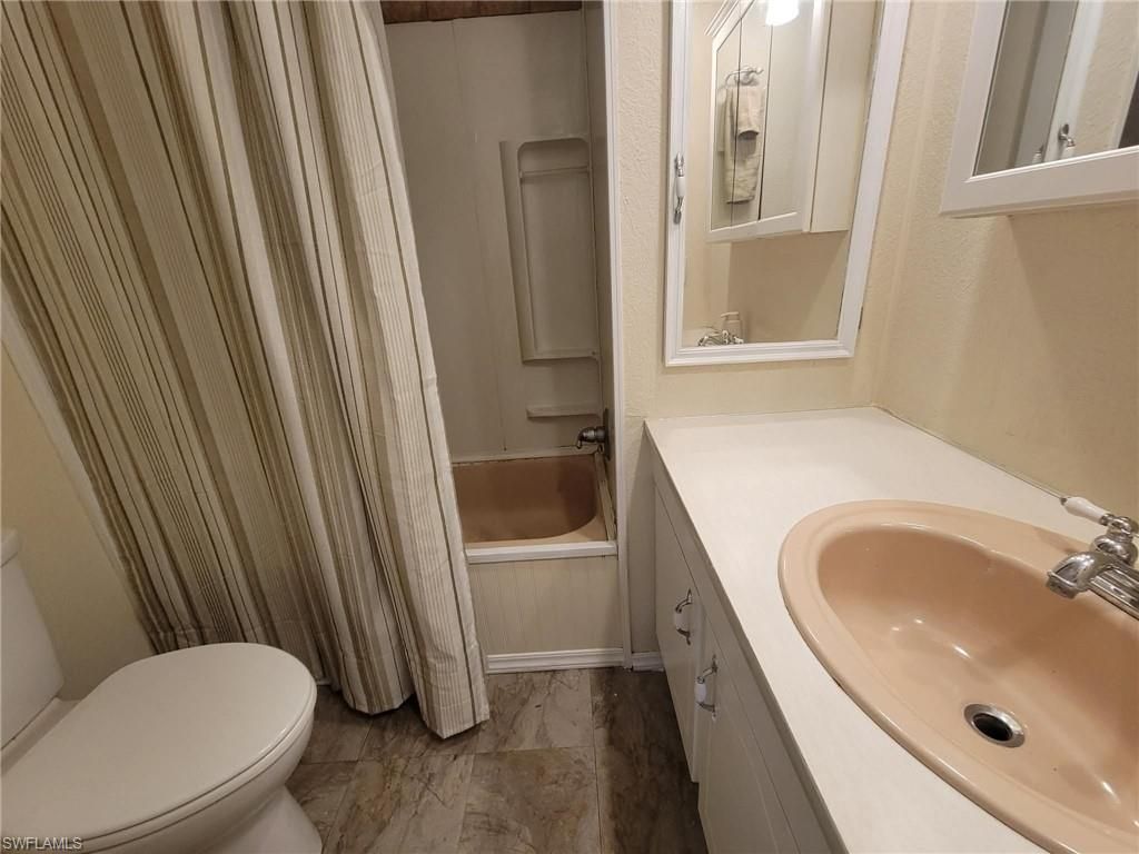 207 Lantern Ln, North Fort Myers, FL 33917 Photo