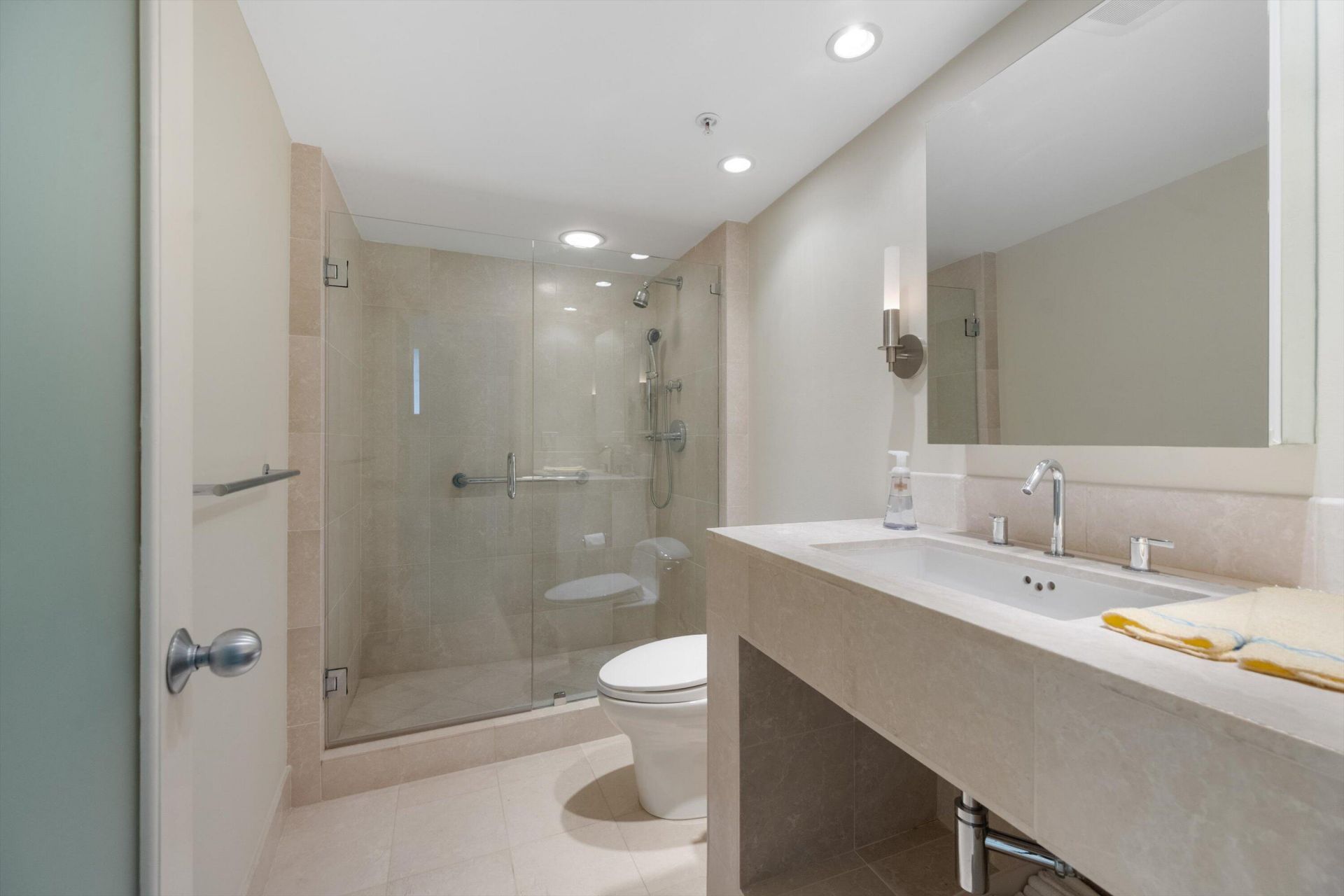 3360 S Ocean Boulevard, Unit 3 G I, Palm Beach, FL 33480 Photo