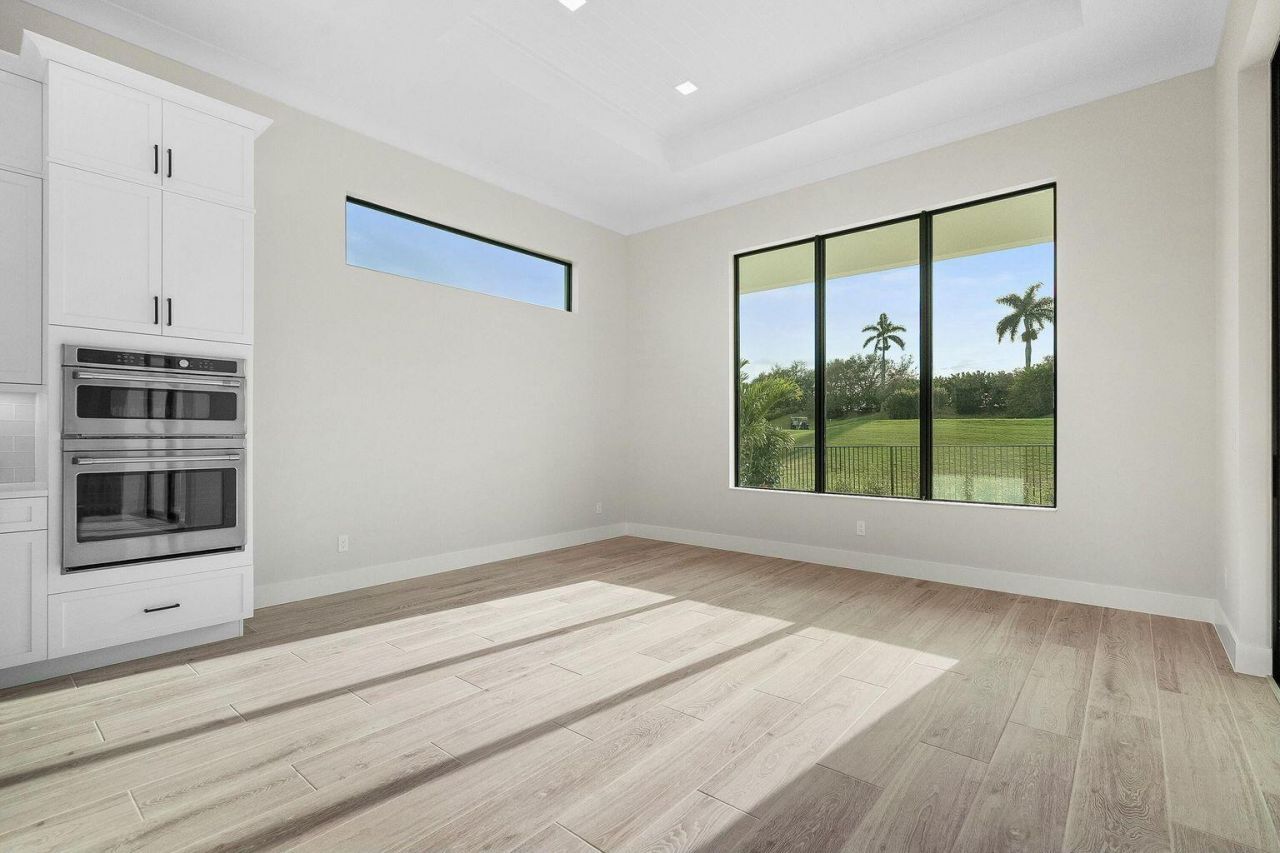 110 SE Via Verona, Port Saint Lucie, FL 34984 Photo