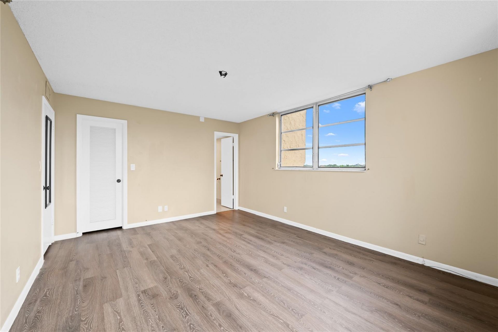 3300 W Rolling Hills Circle, Unit 610, Davie, FL 33328 Photo