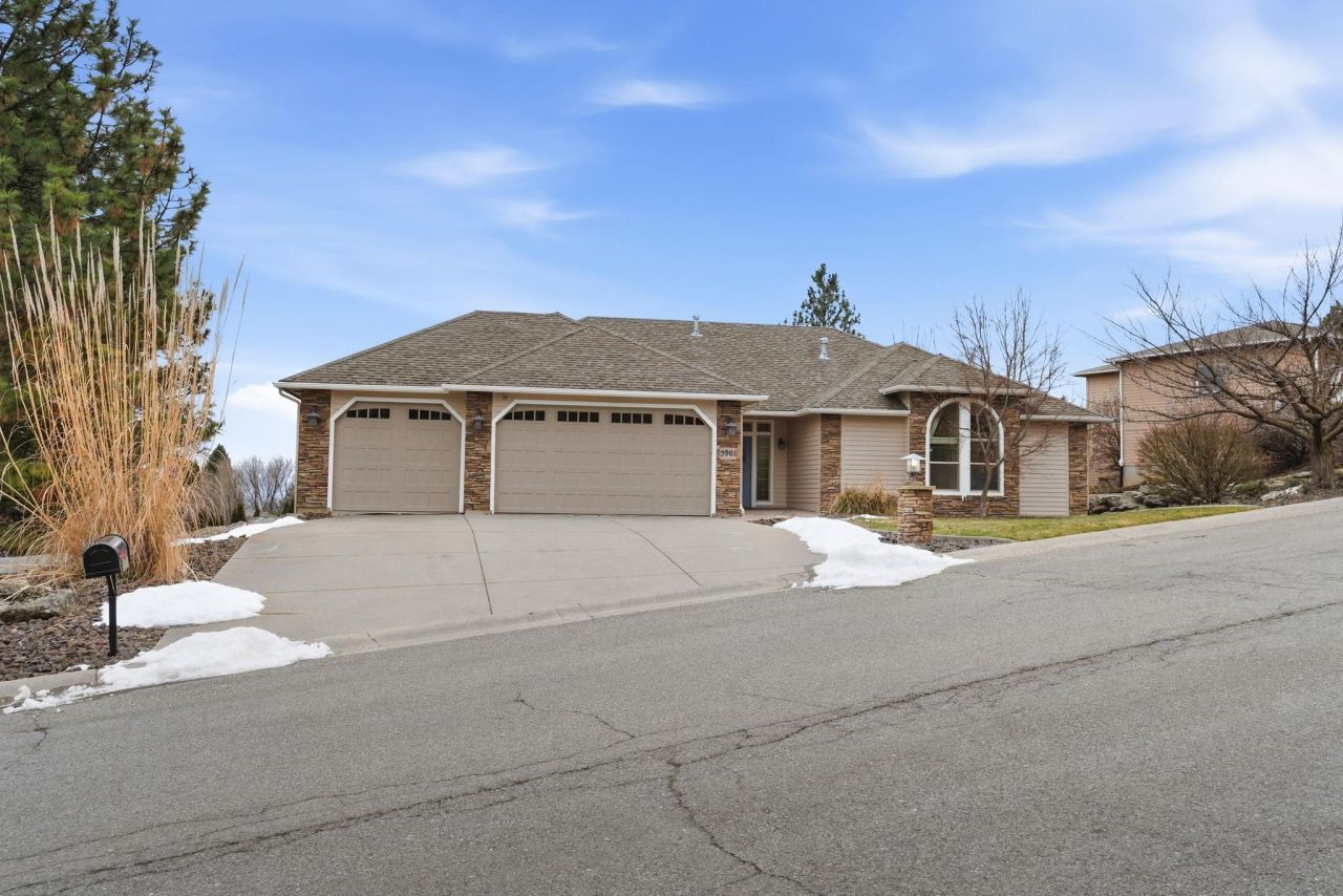 5901 N Vista Grande Dr, Otis Orchards, WA 99027 Main Photo