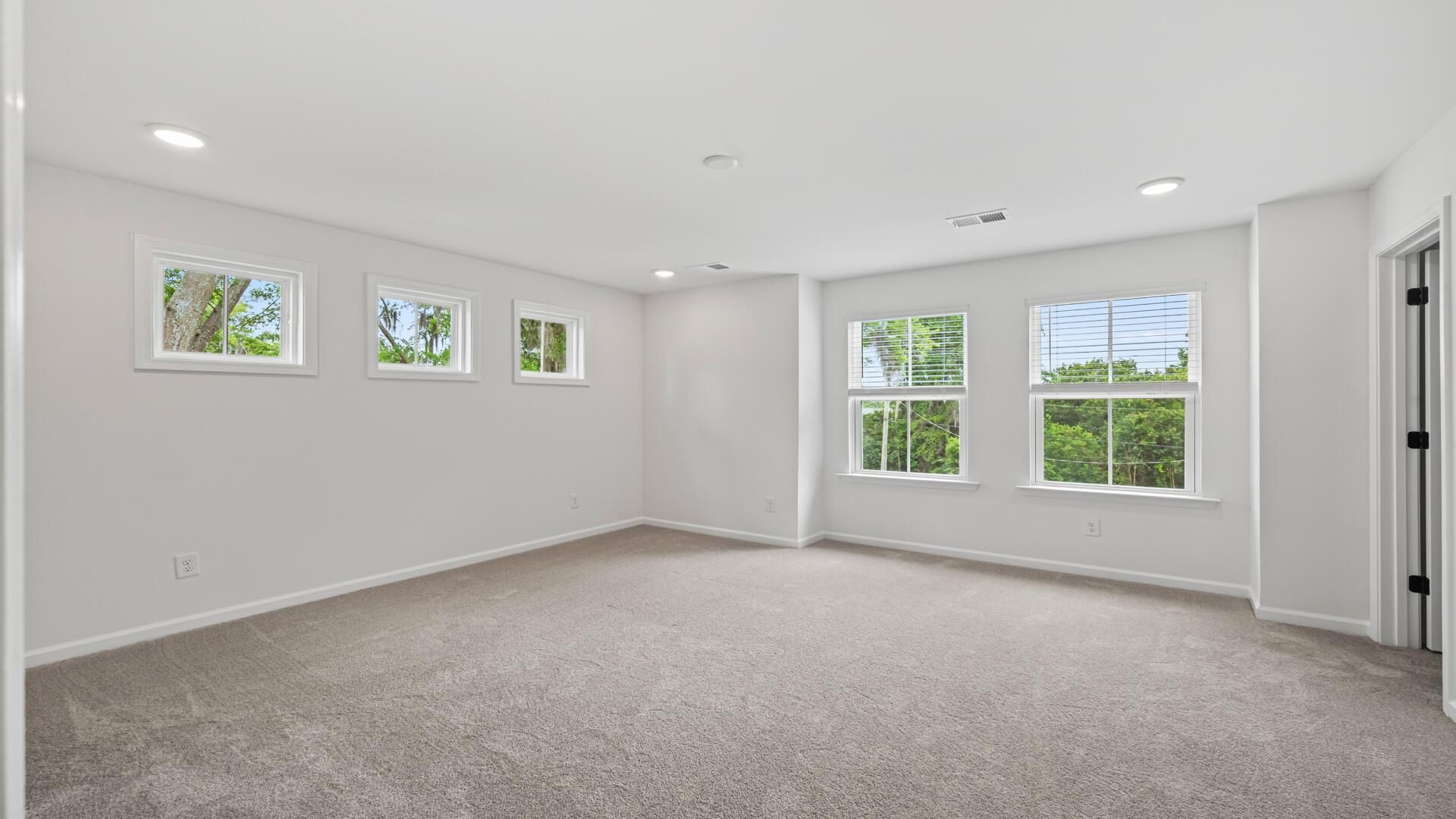 1816 Helm Avenue Photo 11