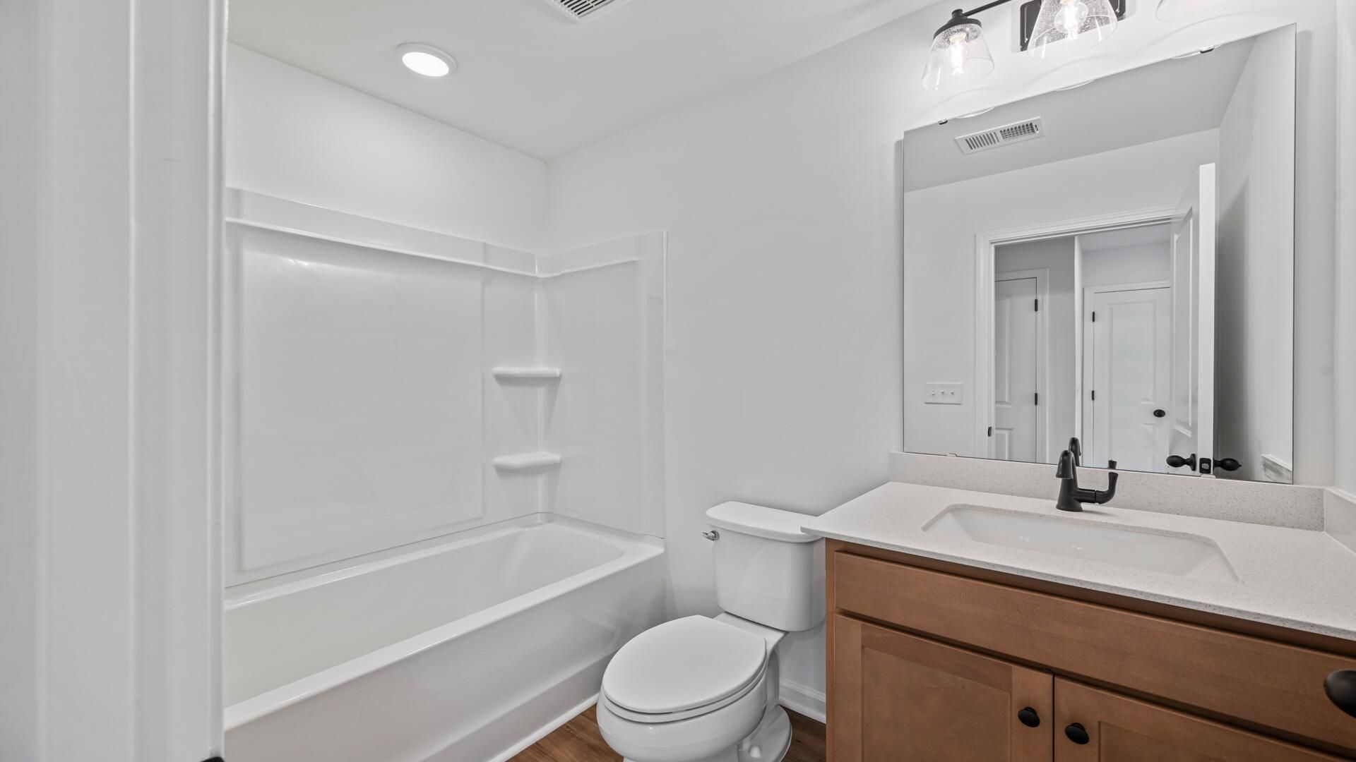 1816 Helm Avenue Photo 16