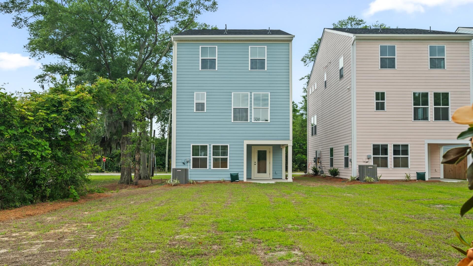 1816 Helm Avenue Photo 17