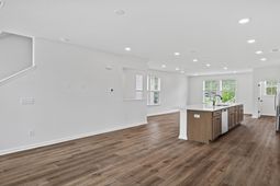 1816 Helm Avenue photo 4