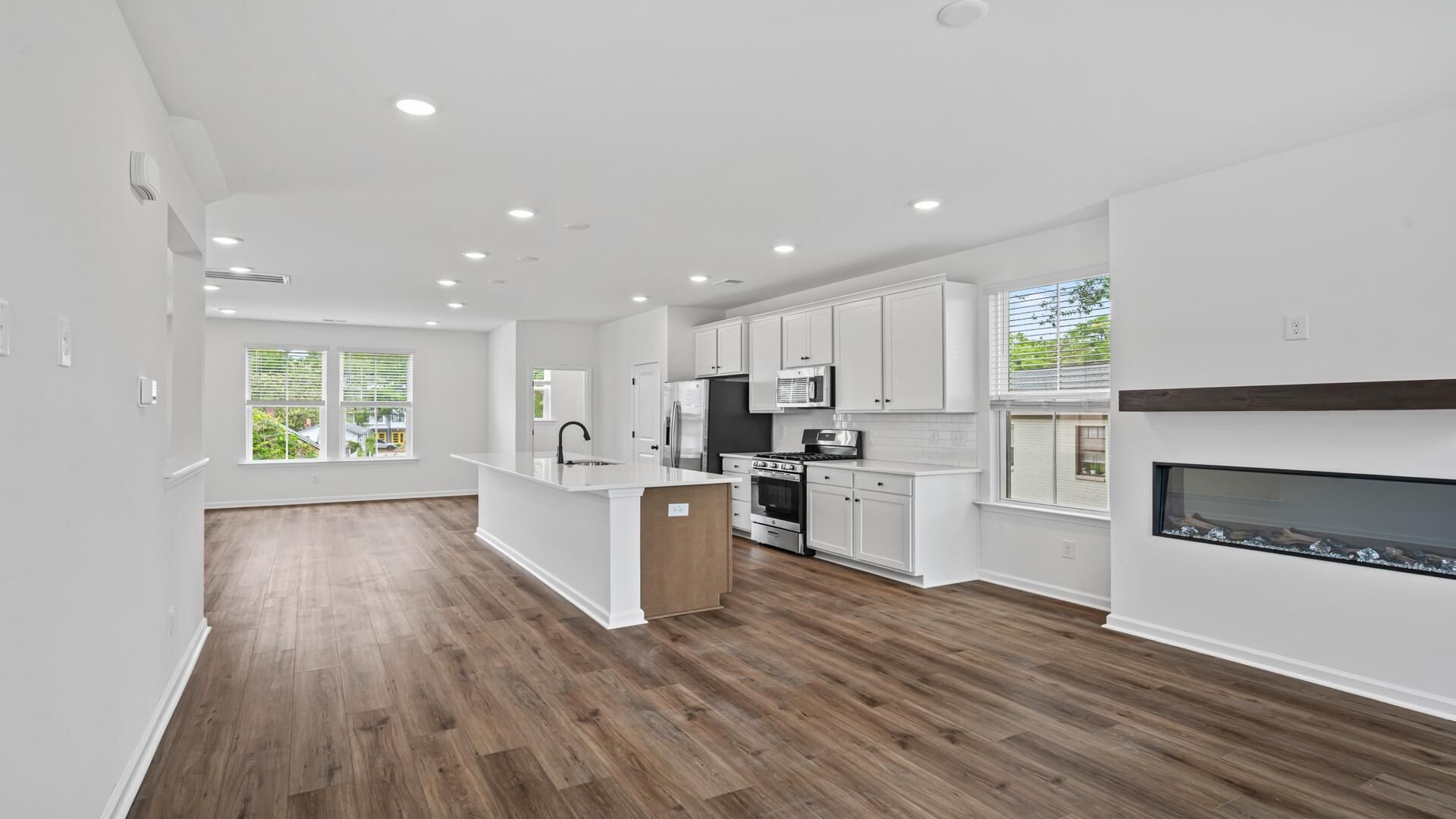 1816 Helm Avenue Photo 8