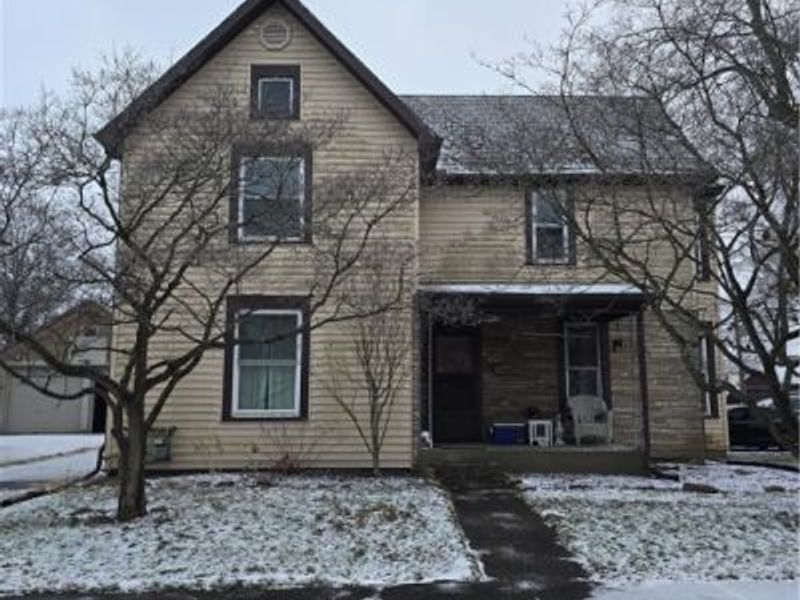 122 4th Street NE, Strasburg, OH 44680 Photo 1