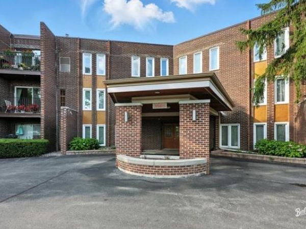 Unit 340, Wheeling, IL 60090