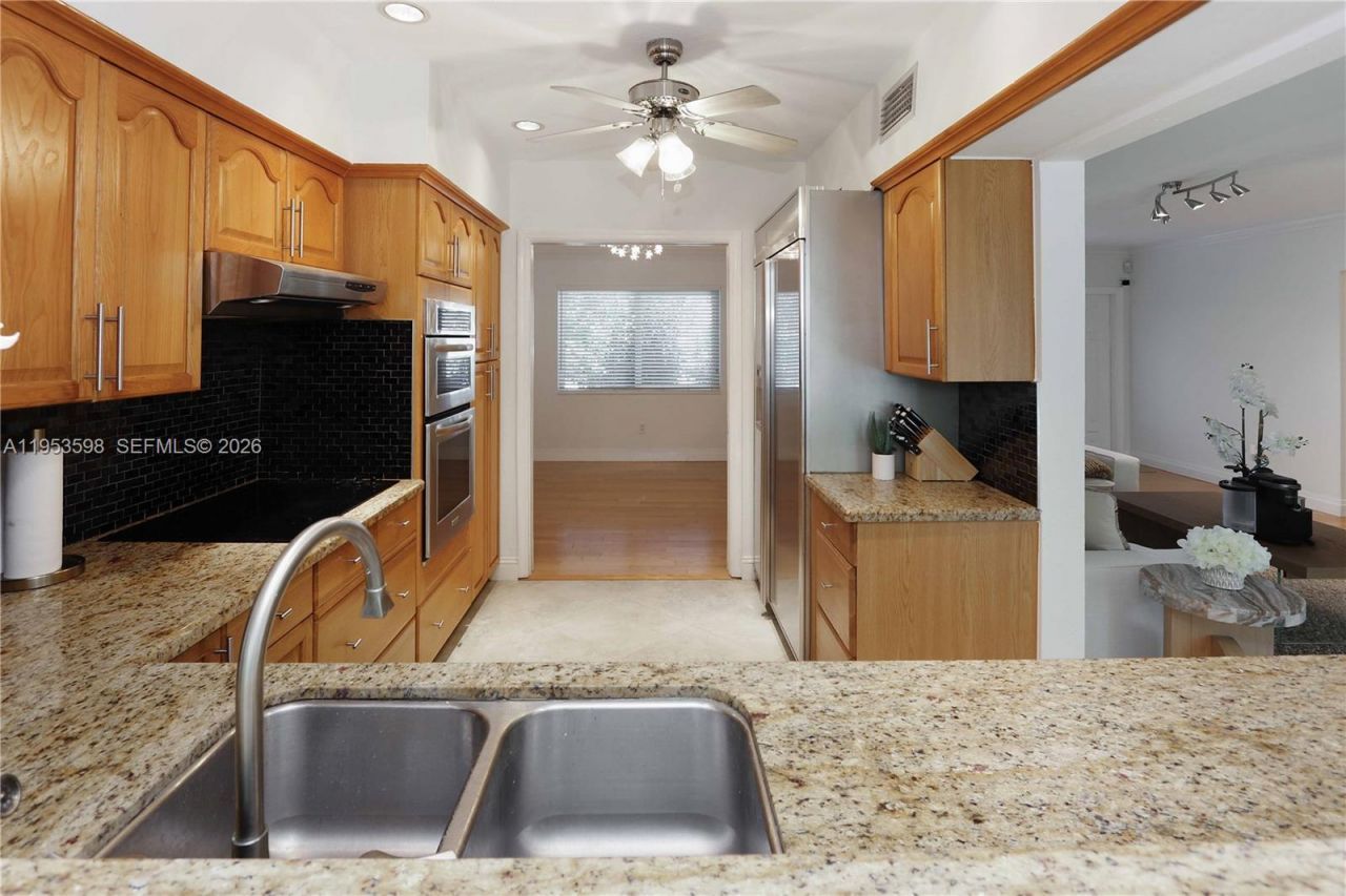 1242 Buchanan St, Hollywood, FL 33019 Photo