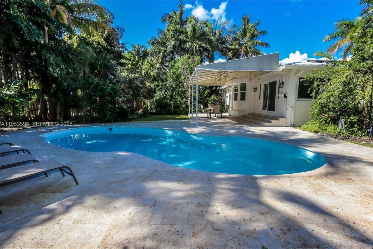 1242 Buchanan St, Hollywood, FL 33019 Photo