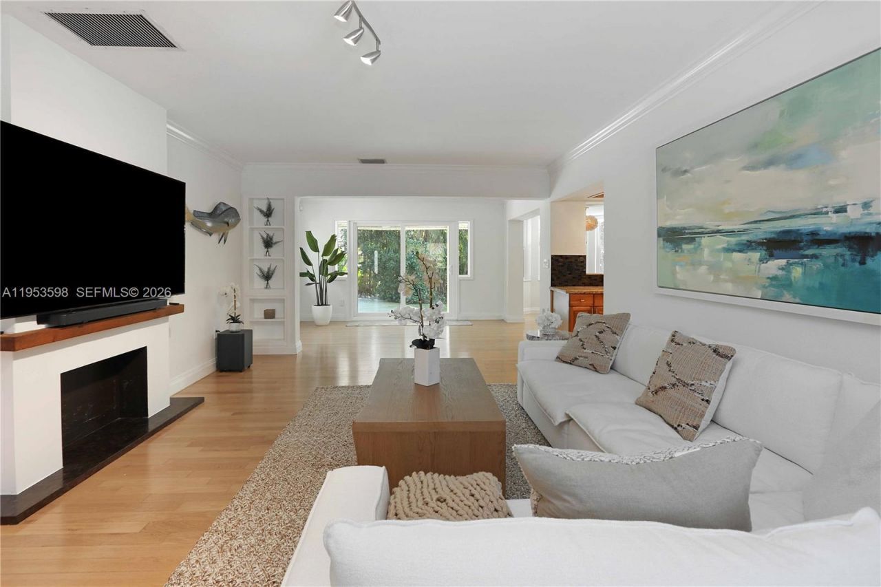 1242 Buchanan St, Hollywood, FL 33019 Photo