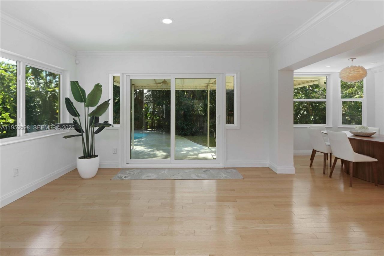 1242 Buchanan St, Hollywood, FL 33019 Photo