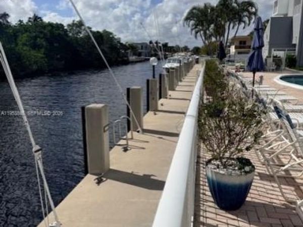 2850 NE 14th St Cswy, Unit 110B, Pompano Beach, FL 33062