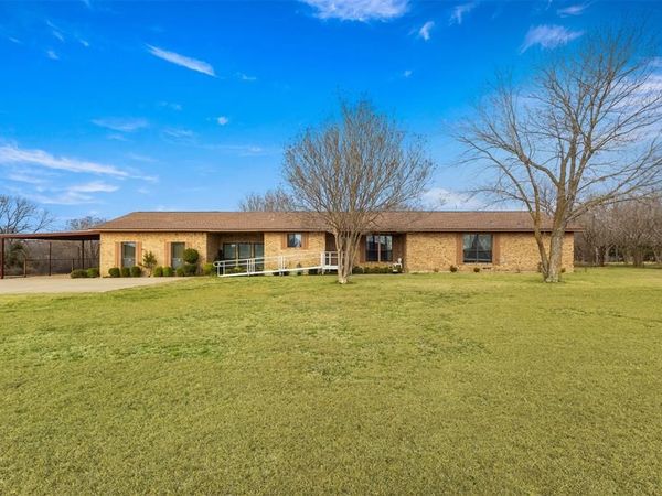 730 Martin Lane, Combine, TX 75159