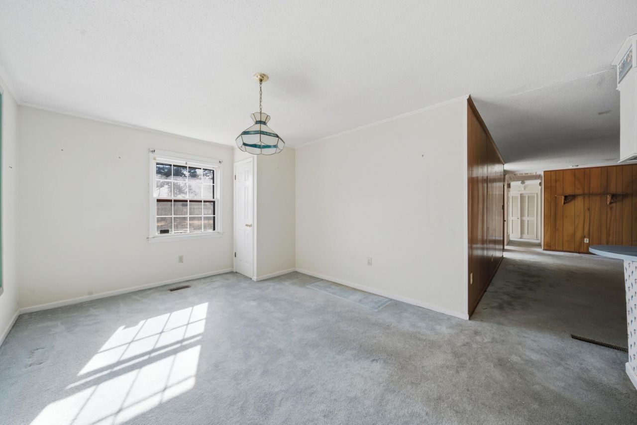 1795 Belleville Road Photo 9