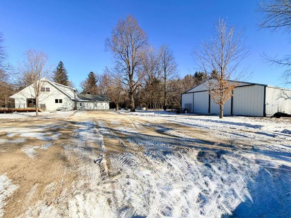 28308 Oliver Avenue, Worthington, MN 56187