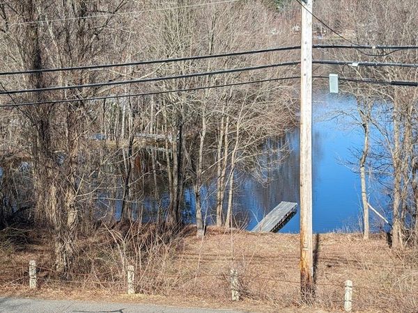 Lot 0 Mashapaug Rd (Es), Holland, MA 01521