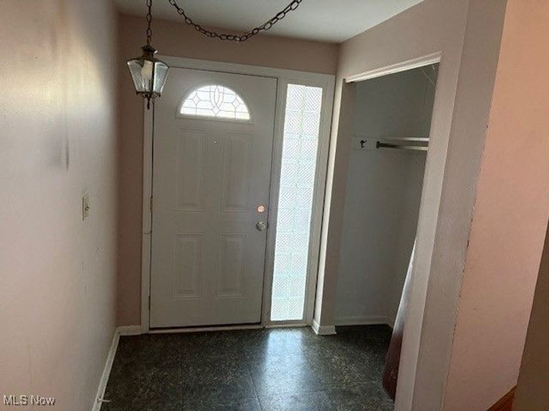 1700 Karg Drive, Akron, OH 44313 Photo 4